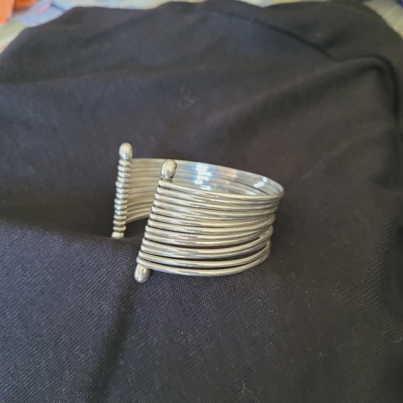 Bracelet - Picture 2 of 3